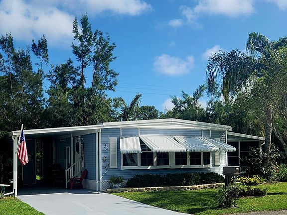 3rd image of 32 Montilla Way