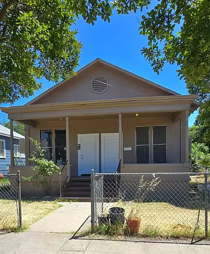 1171 High St Photo 1
