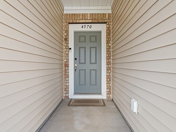4th image of 4570 Day Lily Run St.