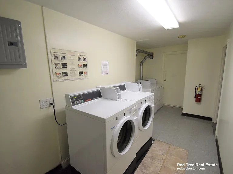 11 Commonwealth Ct #5 — Photo 11