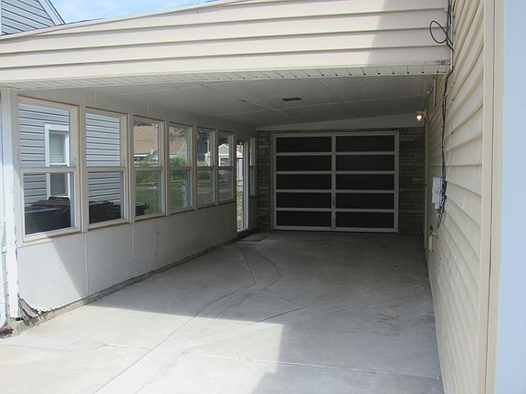 3rd image of 9243 S 49th Ave