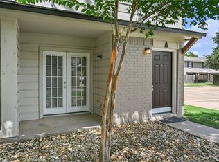 1406 Summit St APT A, College Station, TX 77845