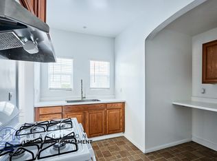 411-417 Walnut Ave., Long Beach, CA 90802