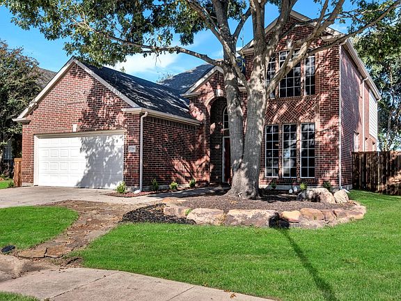 5th image of 2729 Woodson Dr
