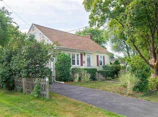 15 Moorland Ave, East Providence, RI 02914