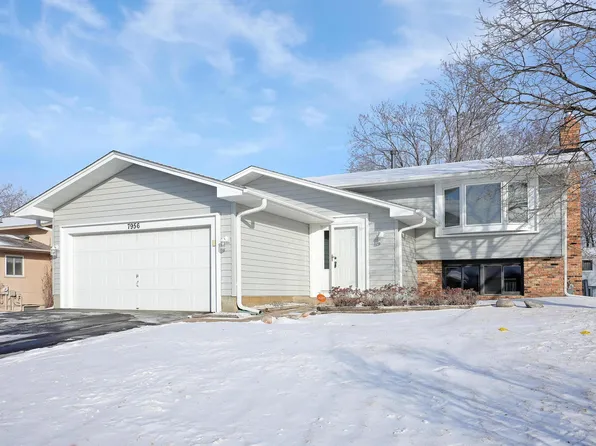 7956 Louisiana Ave N, Brooklyn Park, MN 55445