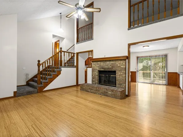 15016 W 150th St, Olathe, KS 66062