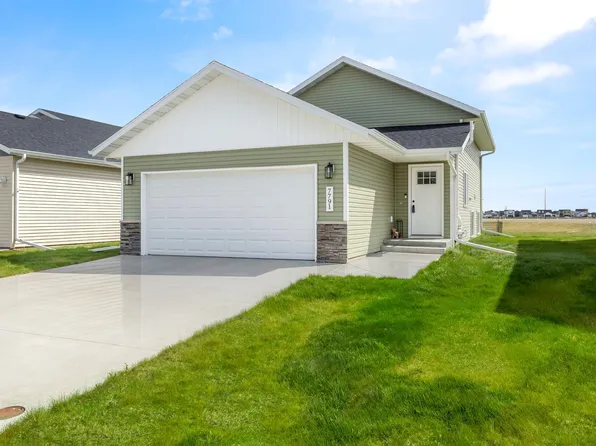 7791 Cub Creek Way, Horace, ND 58047