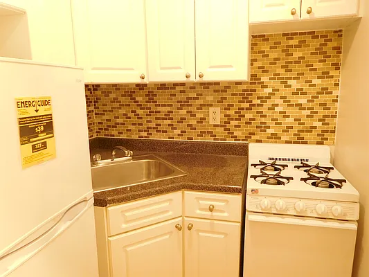 Rented by Corcoran | media 8