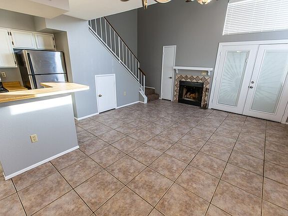 3rd image of 602 N May St #60