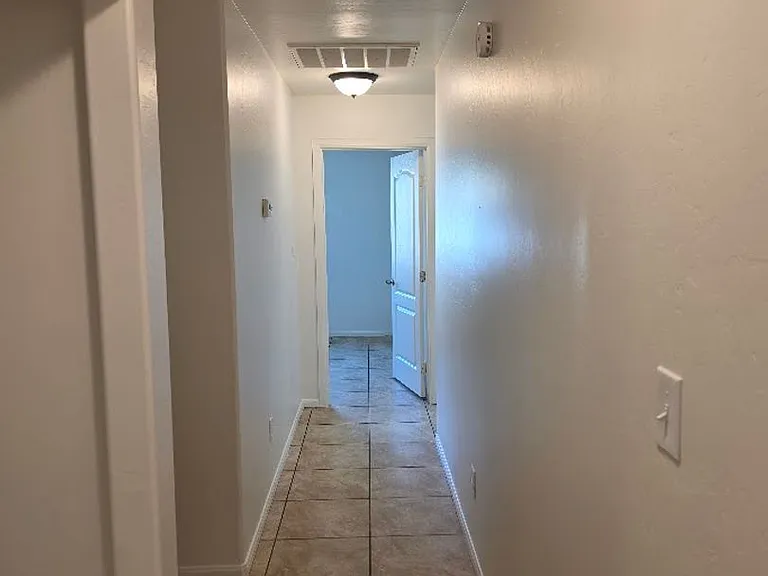 643 R St — Photo 13