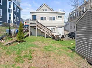 76 Pearl Ave, Revere, MA 02151