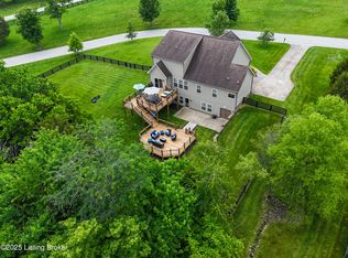 7507 Grand Oaks Dr, Crestwood, KY 40014