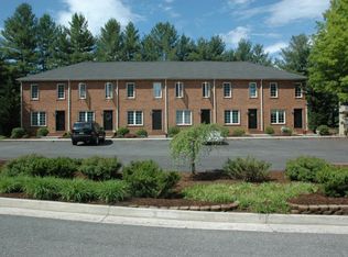 27 Lexington Ave, Lexington, VA 24450