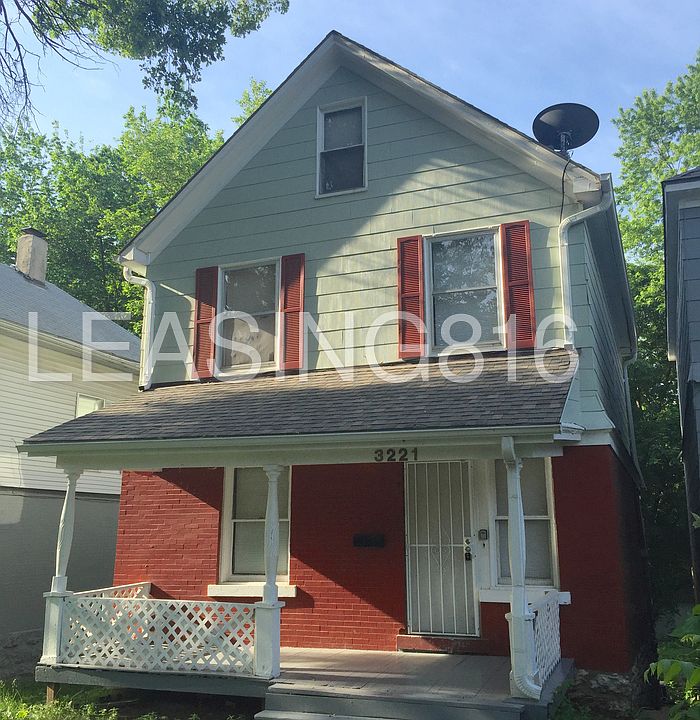 1st image of 3221 E 11th St