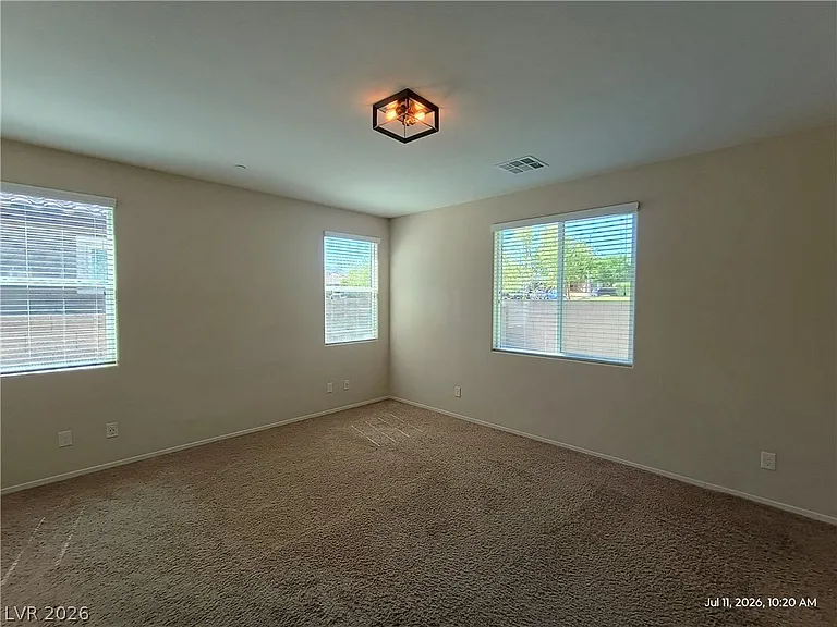 2119 Del Aqua Ave — Photo 6