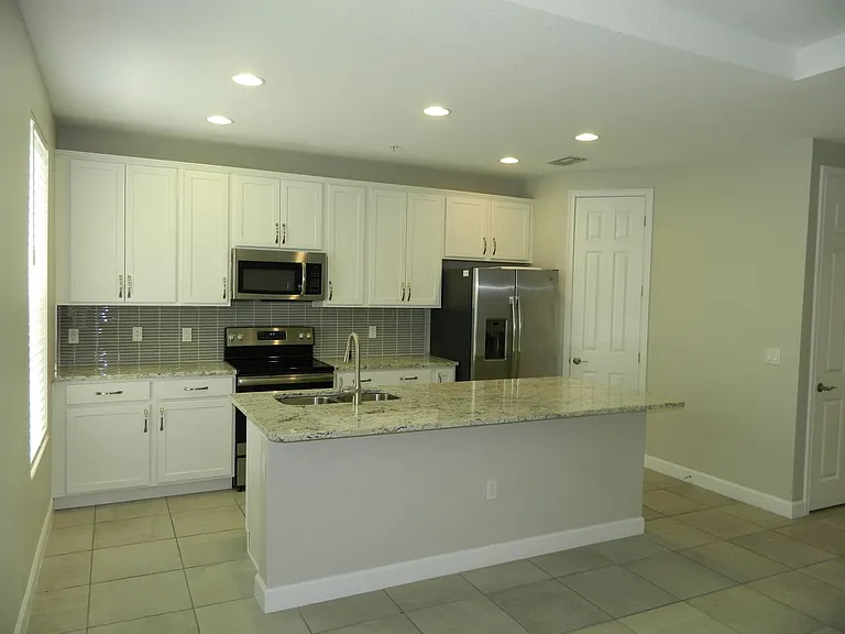 1330 Bolton Pl — Photo 12