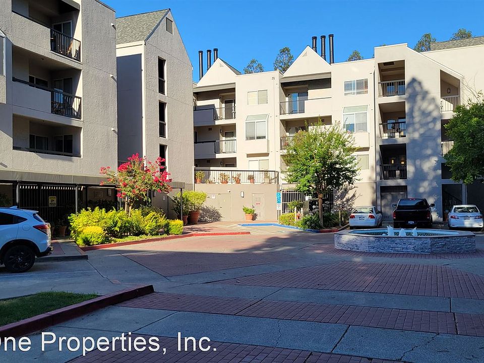 1st image of 3183 Wayside Plz APT 216