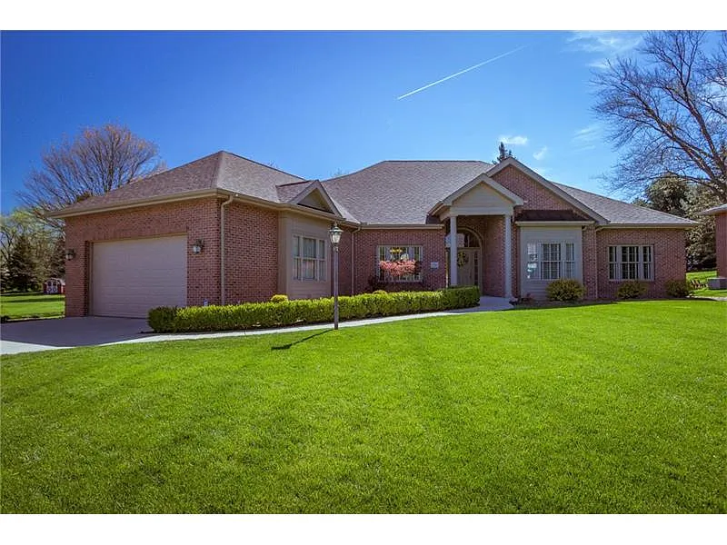 126 Lipinwood Dr photo 1