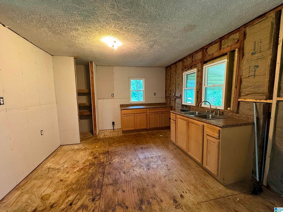 2nd image of 78 Watts Ln