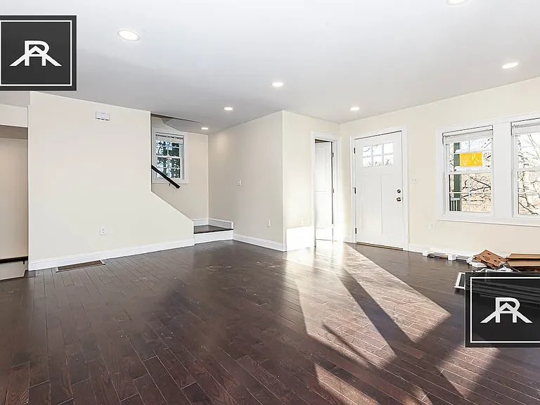 50 Caldwell Rd — Photo 12