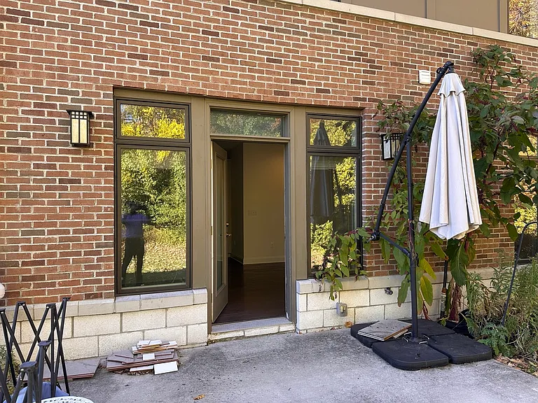 1361 Slate Ct — Photo 13