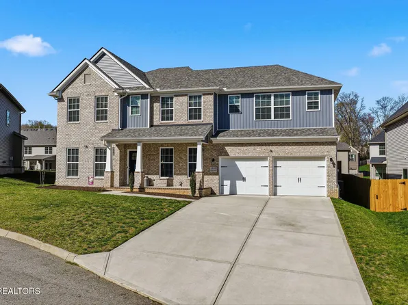 1109 Bear Paw Ln, Knoxville, TN 37922