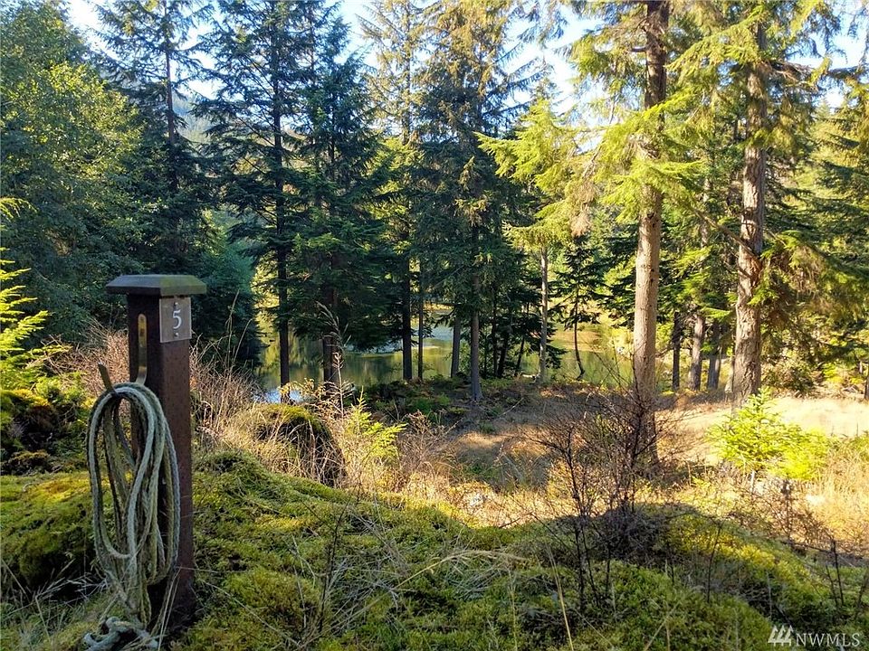 1st image of 5 Eagle Lake Ln