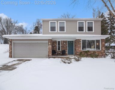 24516 Simmons Dr, Novi, MI, 48374
