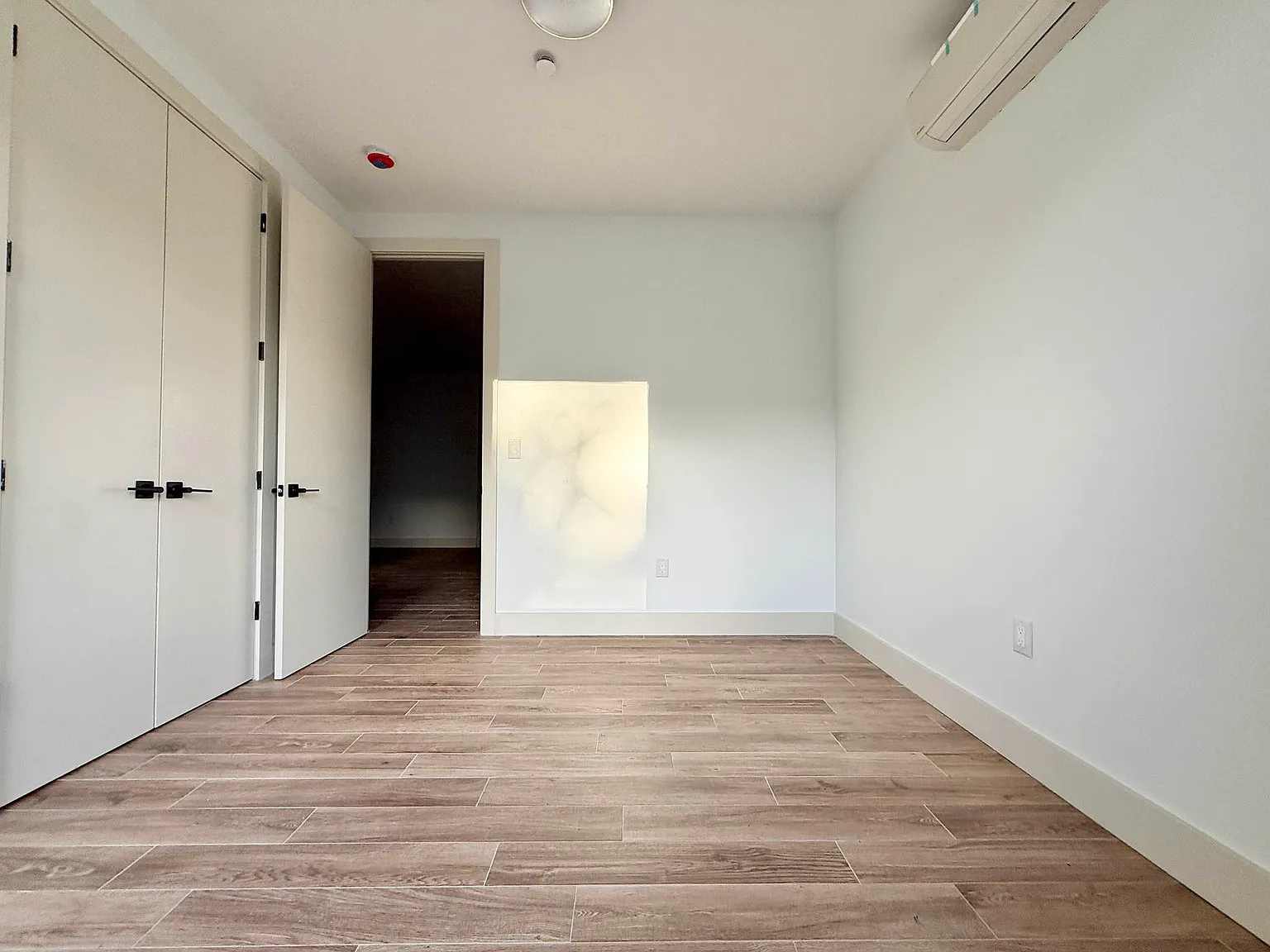 450 East 26th Street — Photo 2