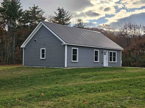 10 Spring Street, Brownfield, ME 04010