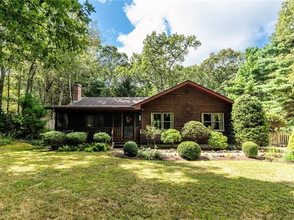 16 Duhamel Ave, Charlestown, RI 02813