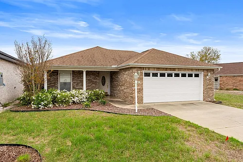 114 Lakeridge Dr Photo 1