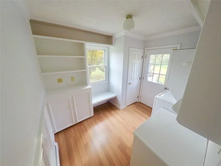 Laundry utility room with lots. of storage