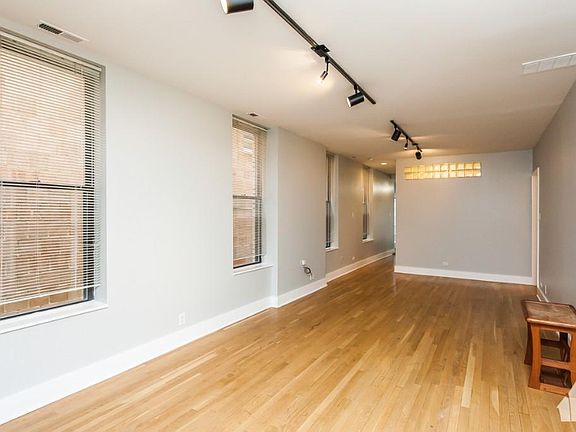 3rd image of 2308 N Greenview Ave #1JC