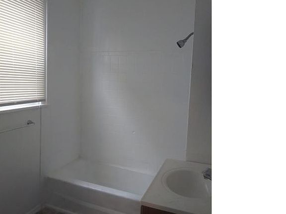 5th image of 1666 Iliff Ave