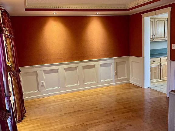 5th image of 160 Bulls Head Rd