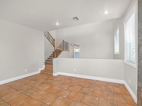4th image of 155 Thunder Plains Way