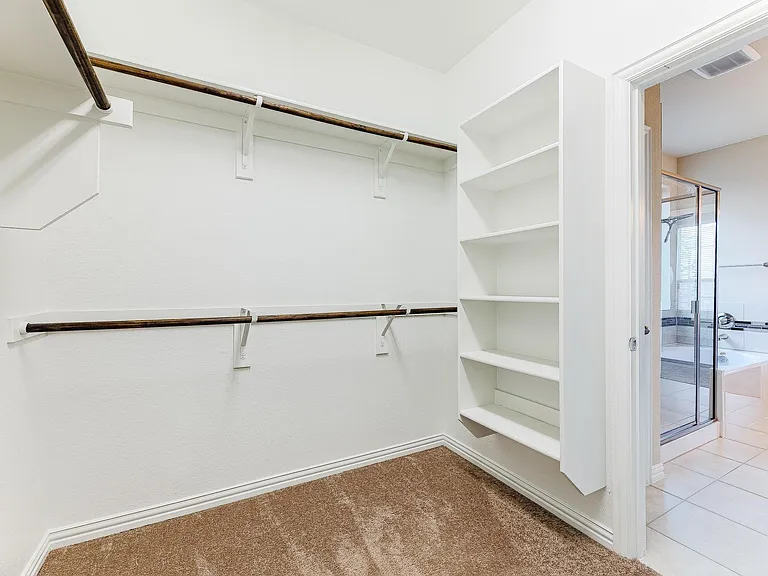 4713 Lake Cove Way — Photo 14