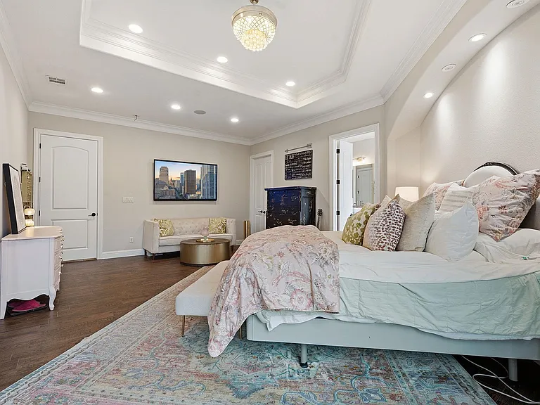 1028 Villa Hill Dr — Photo 22