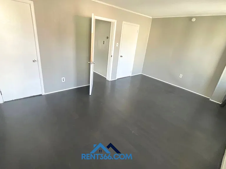 101 N George St #2 — Photo 21