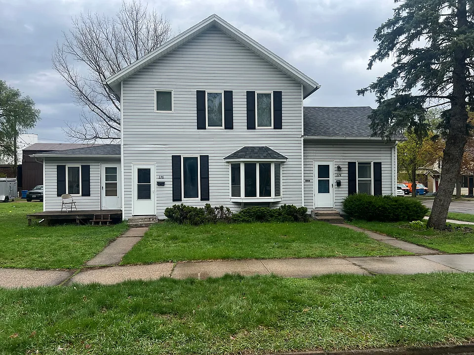 278 E 4th St #1