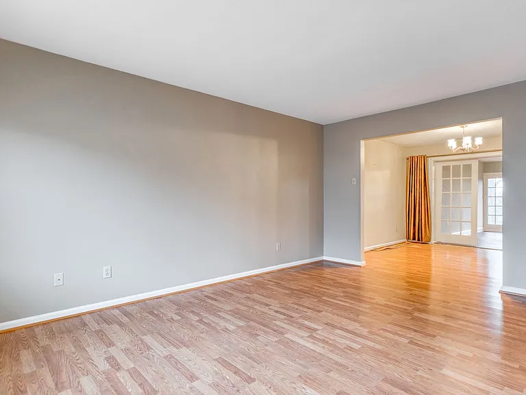 179 Franklin Parke Ct — Photo 3