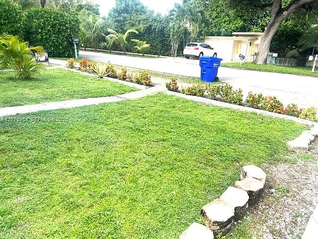 Hollywood Beach Gardens — Photo 3
