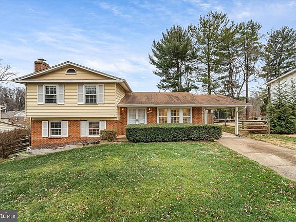 2nd image of 3209 Armory Ct
