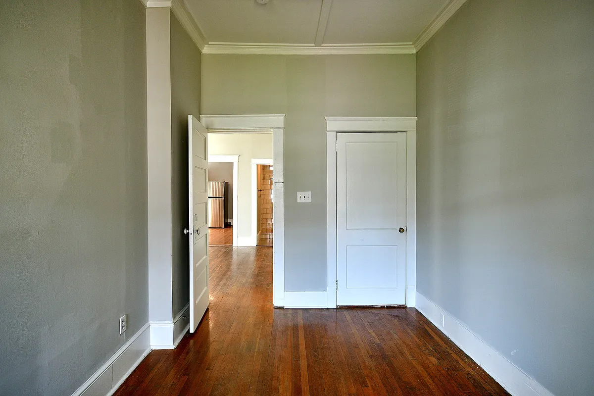 Building Photo - 152 Avant St #A