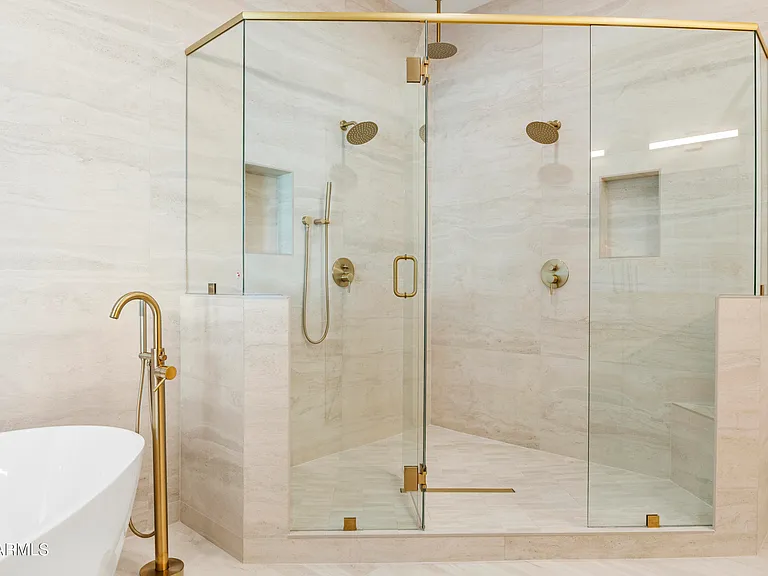 5540 E Dahlia Dr — Photo 27