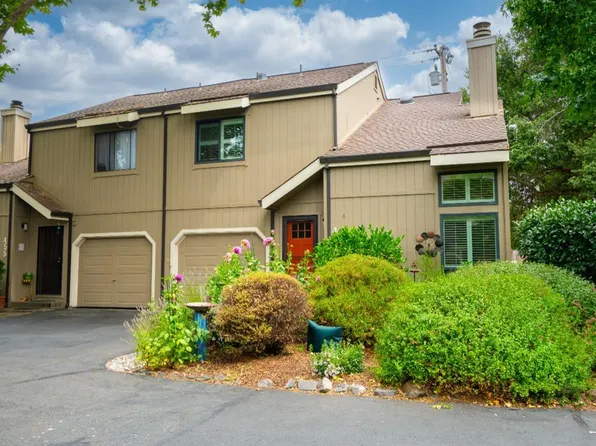 453 Winding Wood Way, Sebastopol, CA 95472