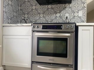 (Undisclosed Address), North Chicago, IL 60064