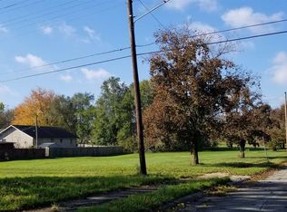 2622 Newcome St, South Bend, IN 46619